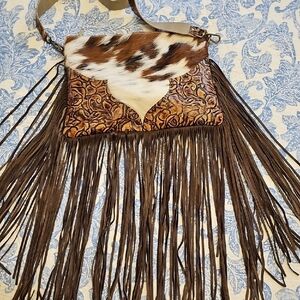 Cowhide Crossbody Large Westwrn Bag. Zipper Closure. Lg Outside Pocket